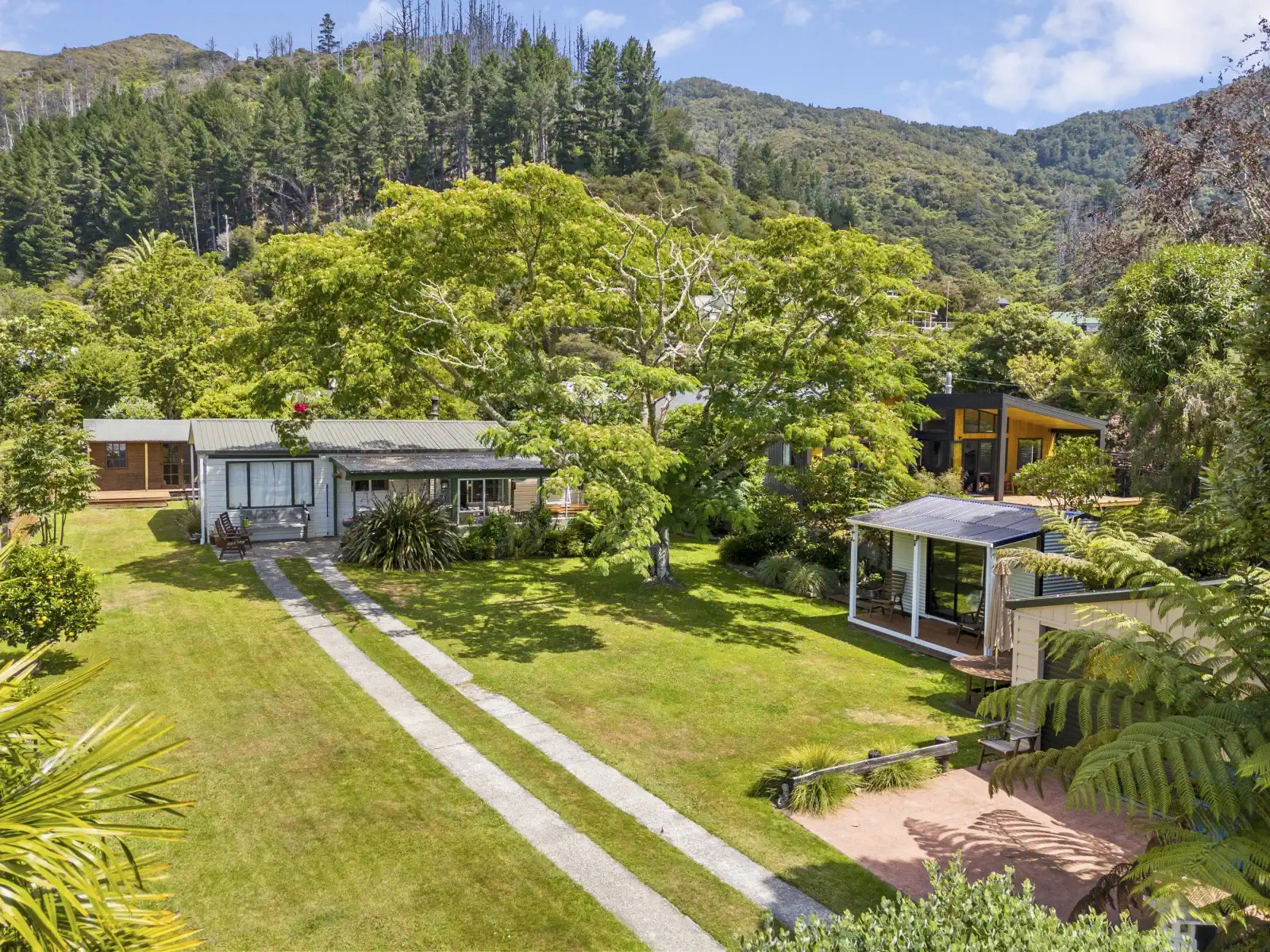 19 Phillips Road Ngākuta Bay