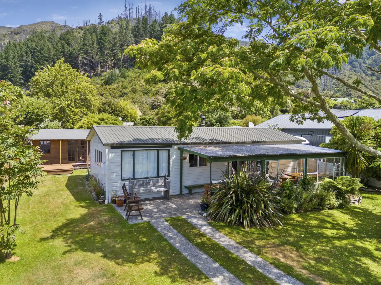 19 Phillips Road Ngākuta Bay